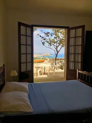 Hostel Relais International De La Jeunesse Calvi (Corsica)
